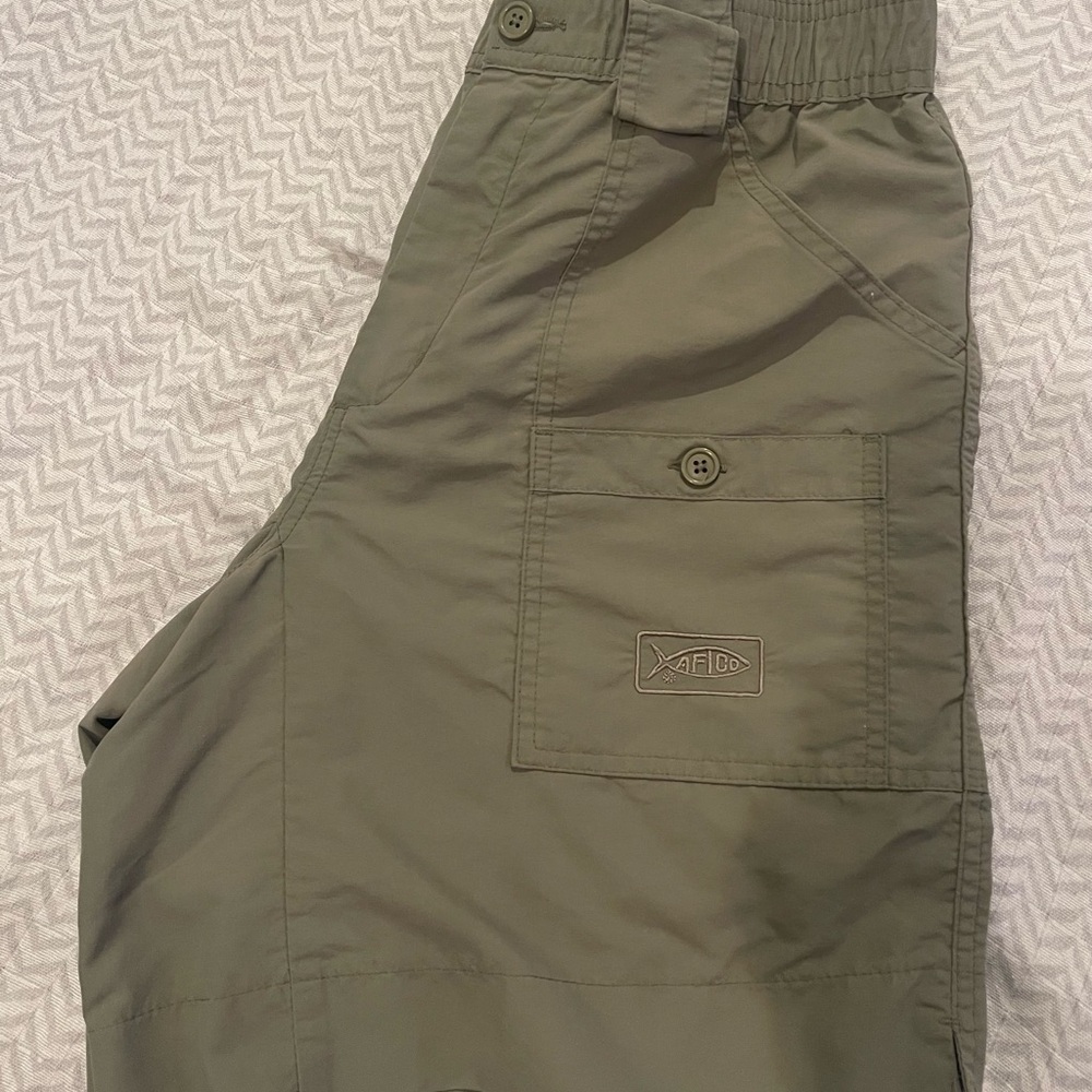 AFTCO Light Olive Green Cargo Shorts